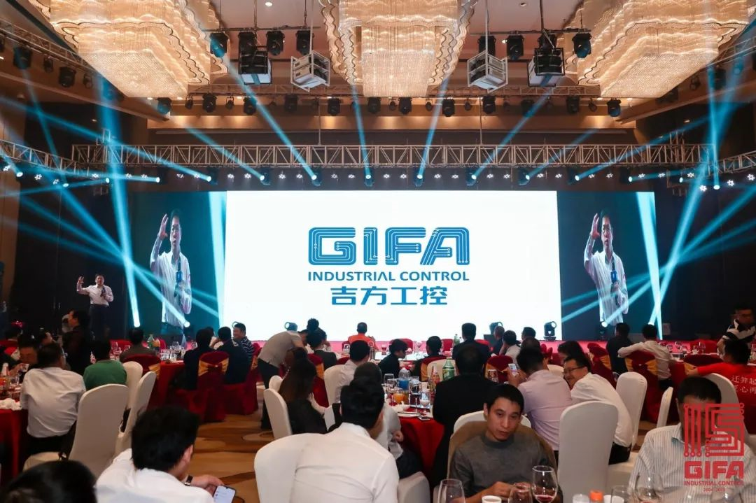 5dd5e72758af7.png image.png