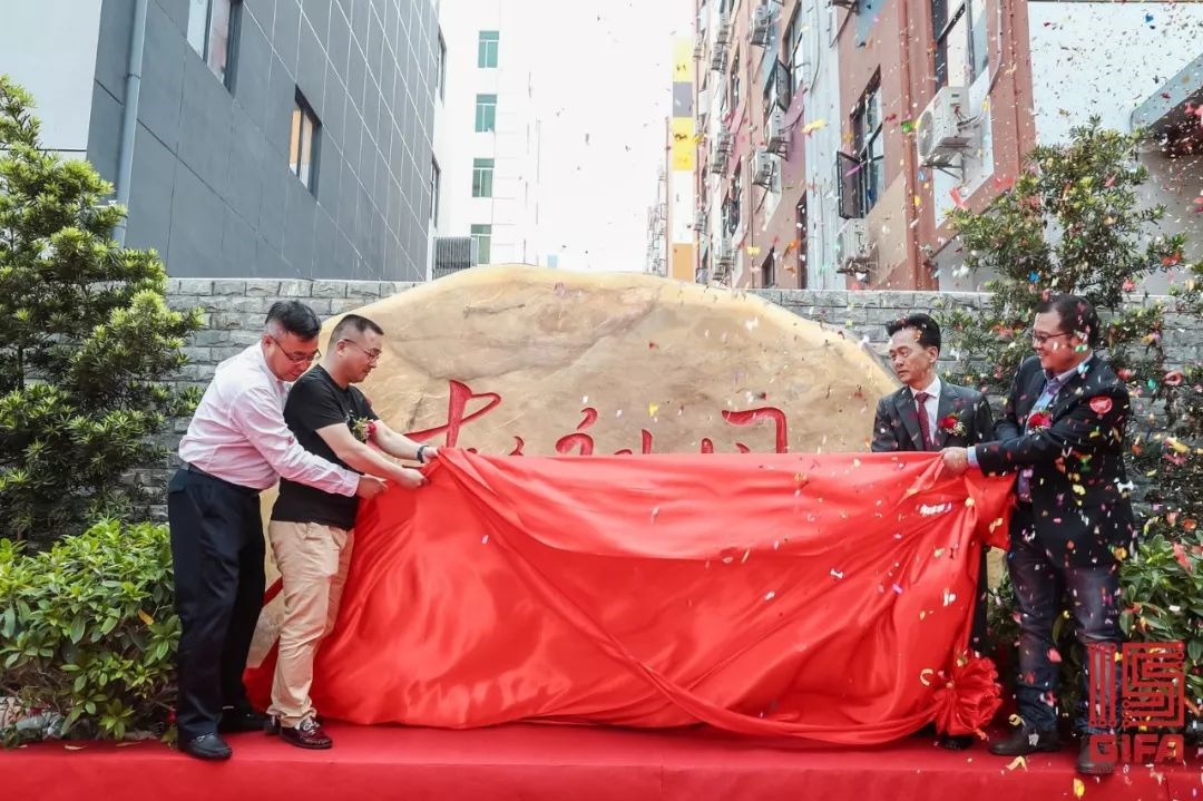 5dd5f179d6fc9.png image.png