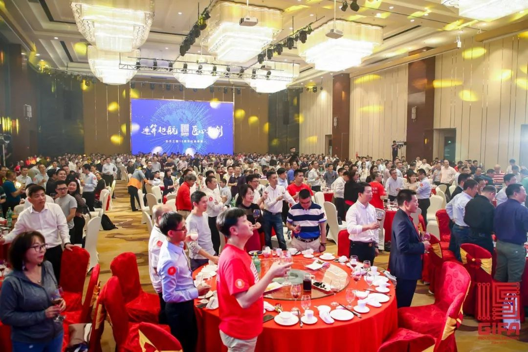 5dd5f5a9133fc.png image.png